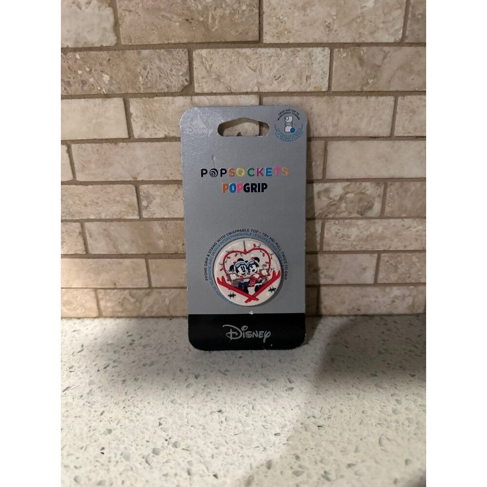 Christmas Mickey & Minnie Wilderness Ski Lodge Popsocket - Walt's Holiday Lodge‎